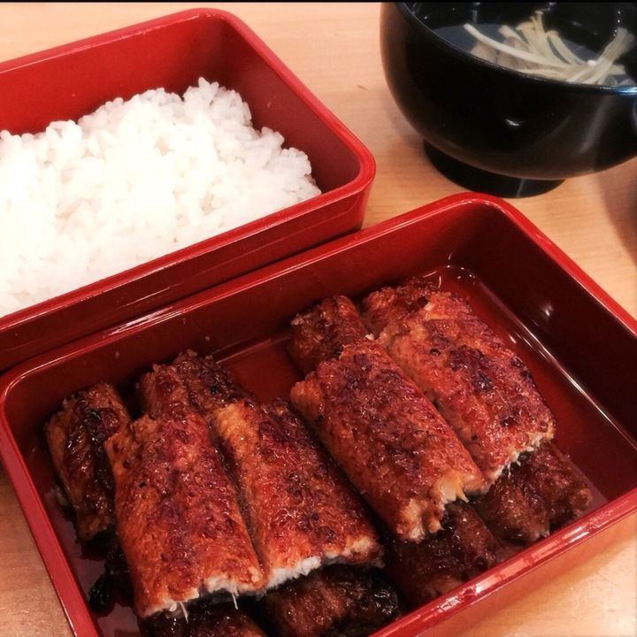 あの芸能人も大絶賛！日本一美味しい鰻が食べられる「吉塚うなぎ屋」とは