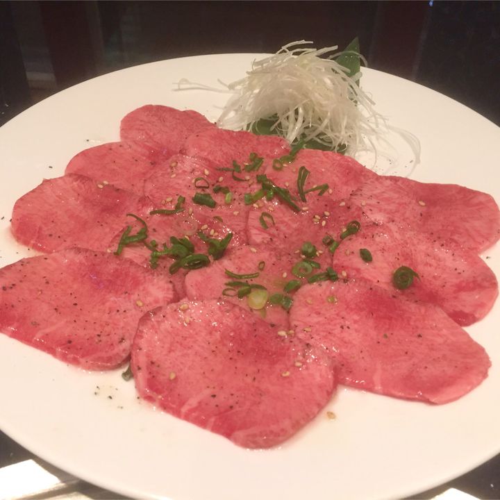 肉汁たっぷり 那覇にあるおすすめの焼肉店30選 Retrip リトリップ