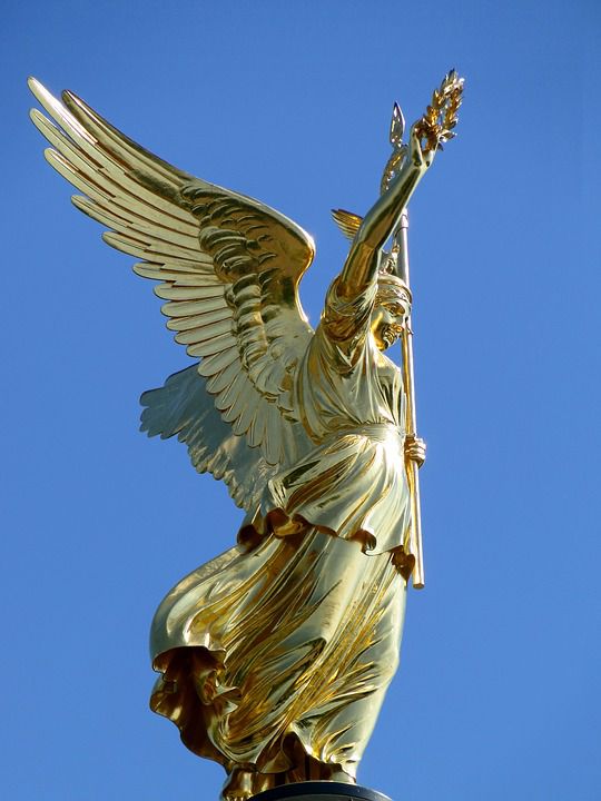 天使も舞い降りた展望台 ジーゲスゾイレ 戦勝記念塔 の見どころ Retrip リトリップ