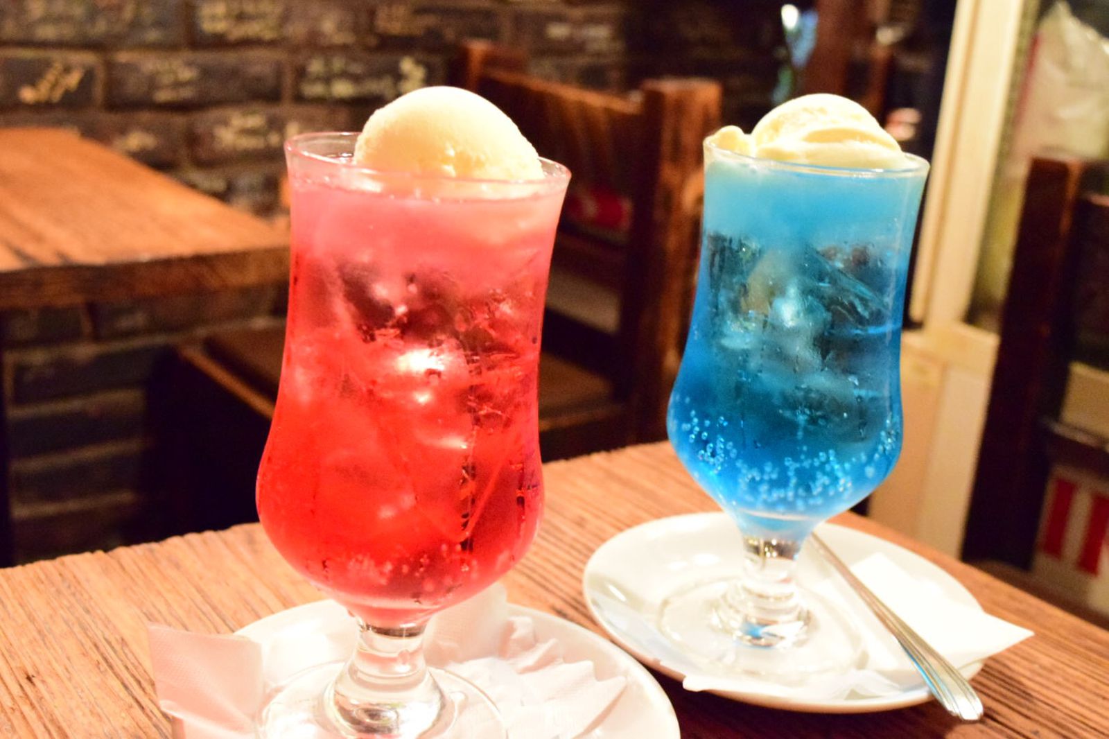 夜空 クリームソーダ ホイップクリーム 原画 アー 飲み物アート