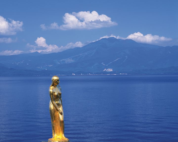 女神が守る神聖な湖 秋田県 田沢湖 を満喫する7つの方法をご紹介 Retrip リトリップ 女神が守る神聖な湖 秋田県 田沢湖 を満喫する7つの方法をご紹介 Retrip リトリップ