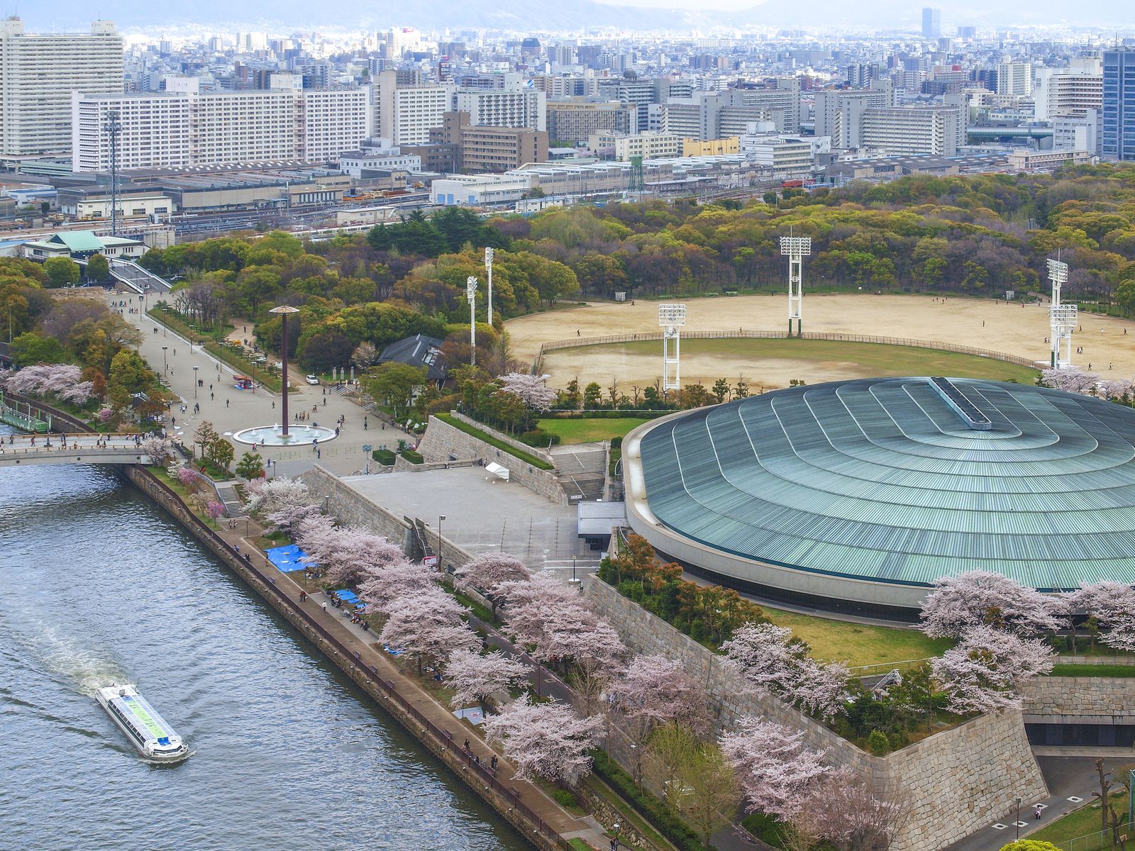 大阪城公園内にあるアリーナで楽しもう 大阪城ホール周辺にある駐車場5選 Retrip リトリップ