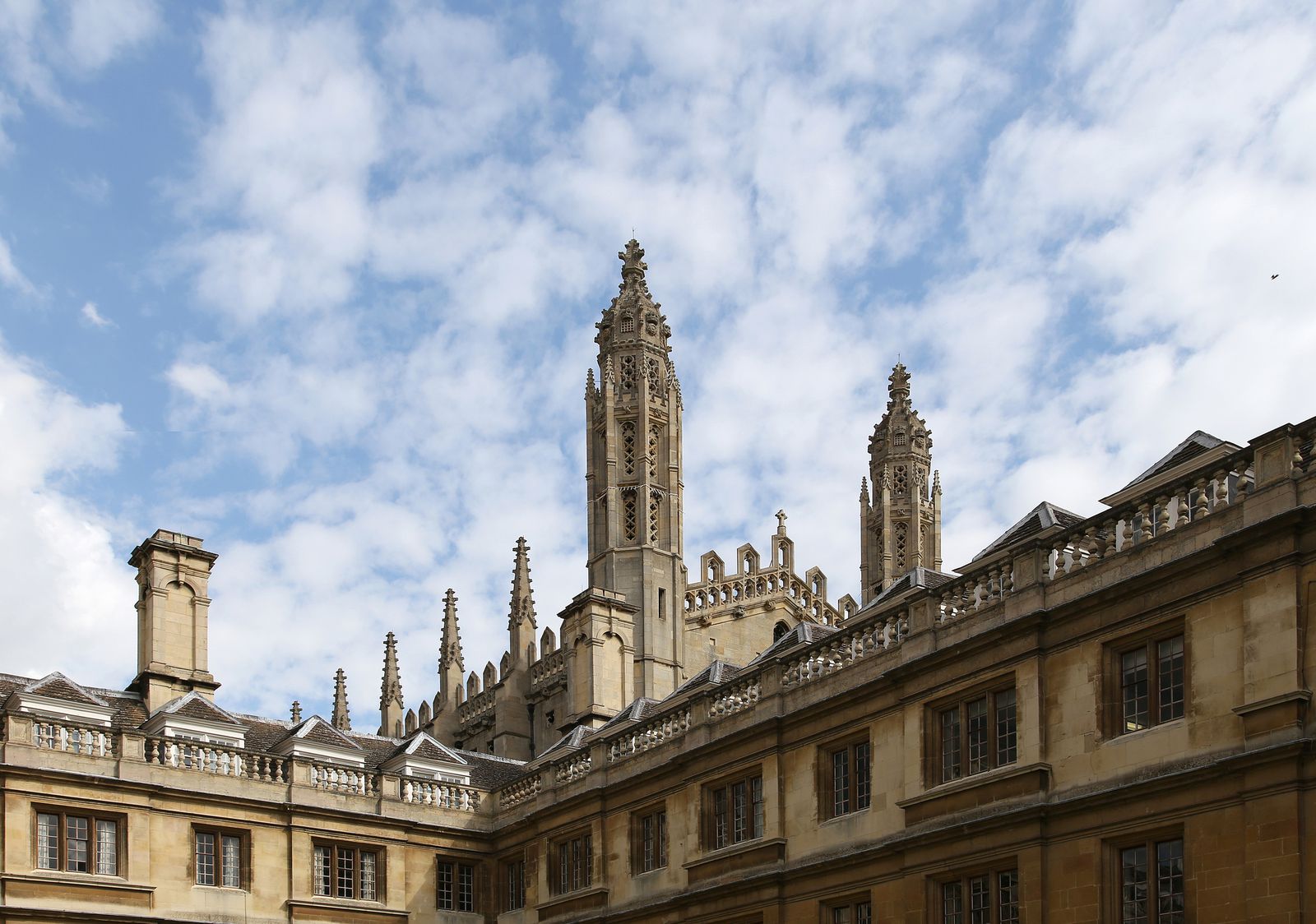 ケンブリッジ大学の学生さんもリラックスに訪れるかも？緑が豊富な