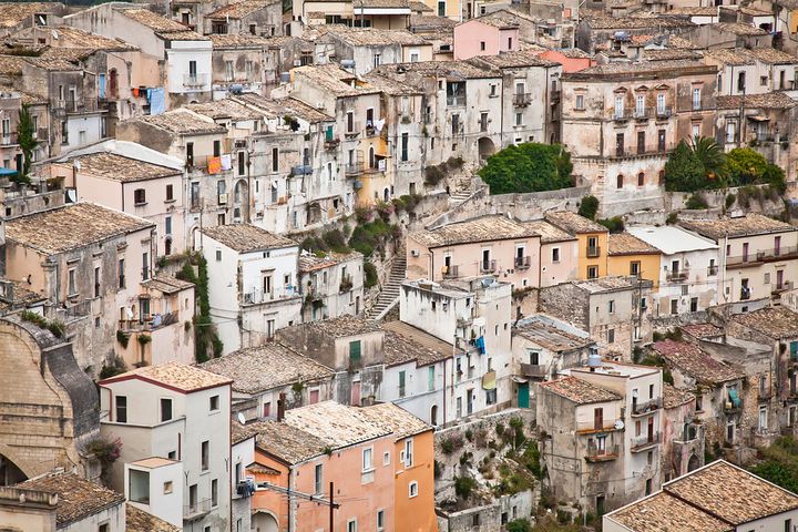 魅惑のイタリア！ヴァル ディ ノートの後期バロック様式の町々（シチリア島南東部）