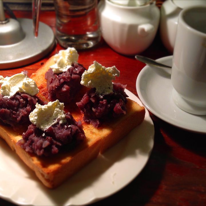 名古屋の朝の定番！フォトジェニックな“小倉トースト”が人気な老舗喫茶店が気になる