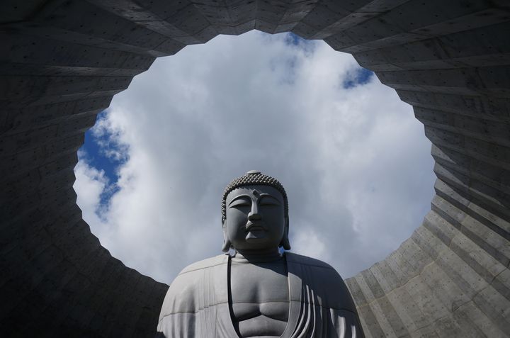 札幌・真駒内滝野霊園の新シンボル！"頭大仏"を見てみたい