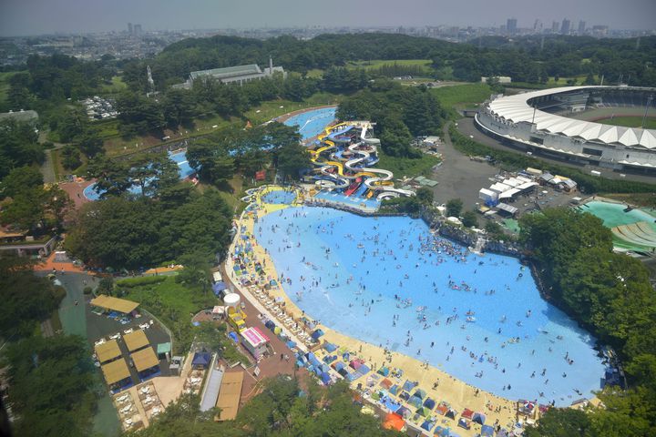 終了 朝から夜まで満喫 今年も 西武園ゆうえんちプール が最高に楽しい Retrip リトリップ