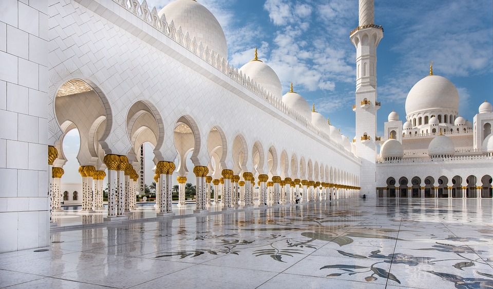 あまりの壮大さに息を呑む 世界の 美しすぎるモスク 10選はこれだ Retrip リトリップ