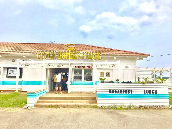 南国リゾート気分！宮崎県「THE BURGER HOUSE」が素敵すぎる