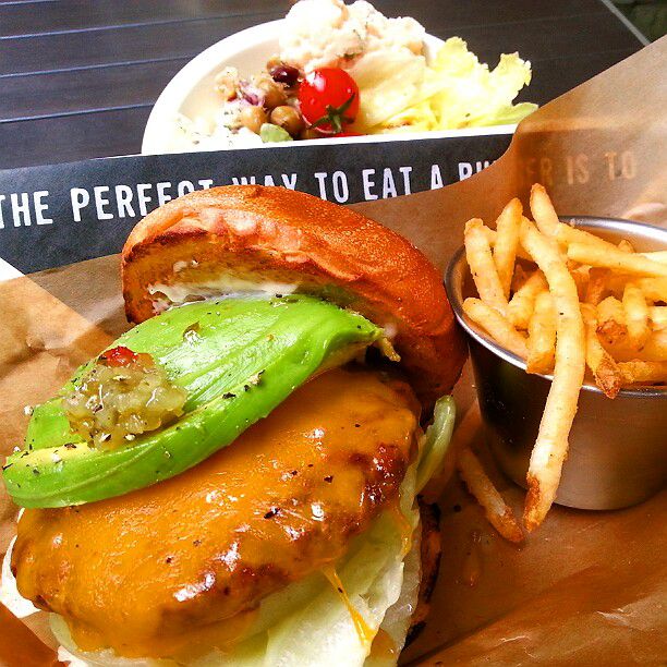 最高の相方を見つけて！東京都内のハンバーガーを引き立てる絶品ポテト