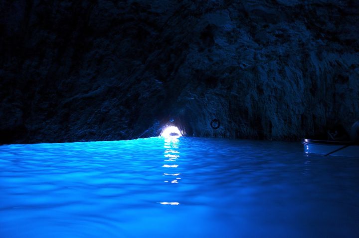 は自分にプチご褒美を 月映の青の洞窟(イタリア、カプリ島) アート