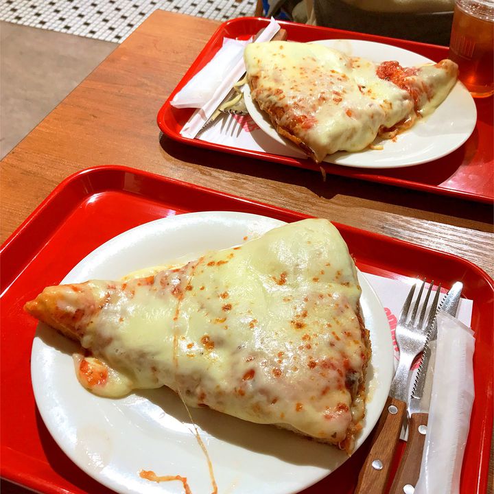 ピザを食べに行くなら絶対にここだ 美味しい絶品ピザを食べられる東京都内のお店7選 Retrip リトリップ