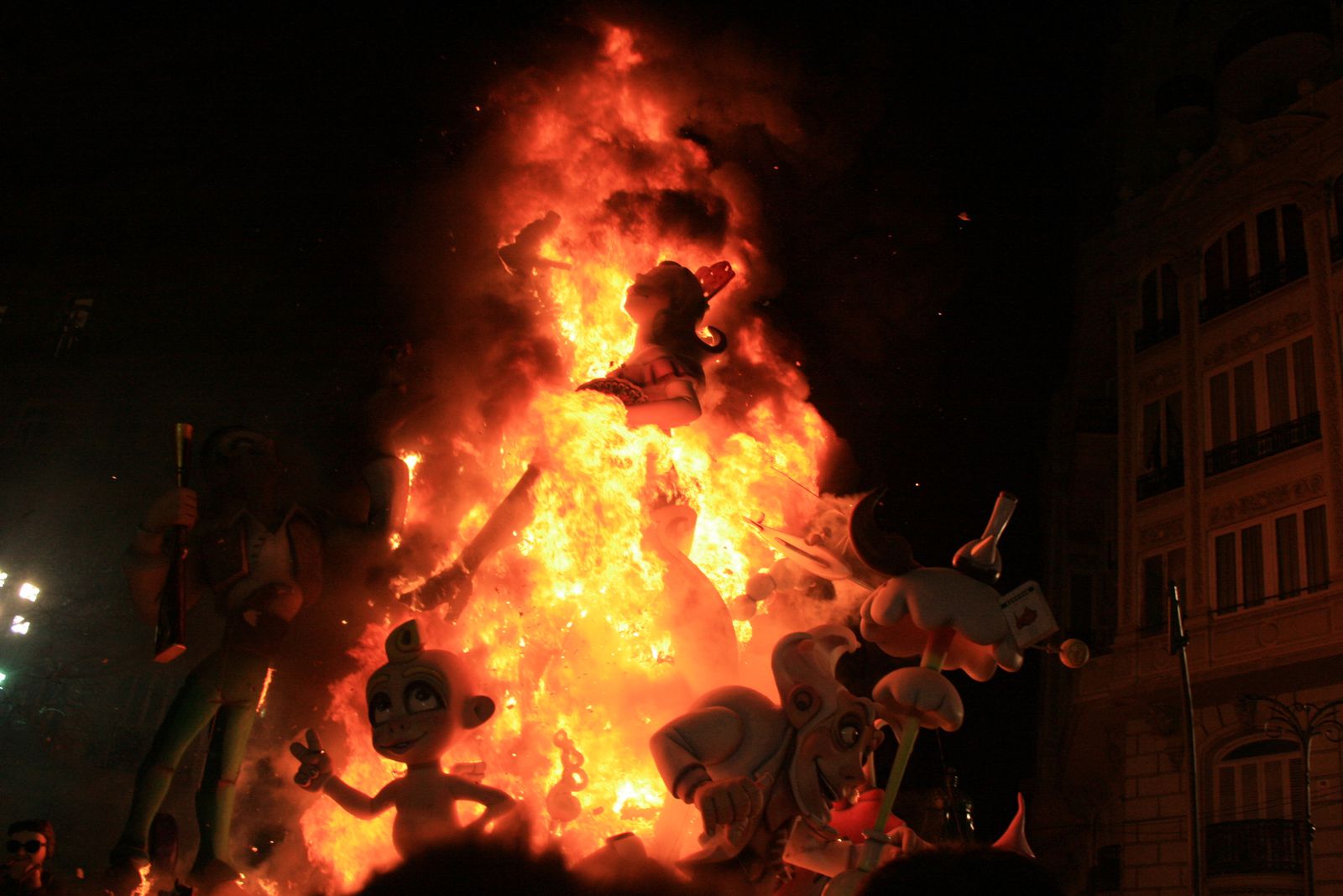 終了 スペイン三大祭りの1つ バレンシアの火祭り をまとめてみた Retrip リトリップ