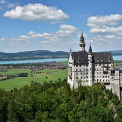 大好きな夢の世界へ ディズニー映画のモデルとなったと言われるメルヘンなお城まとめ Retrip リトリップ