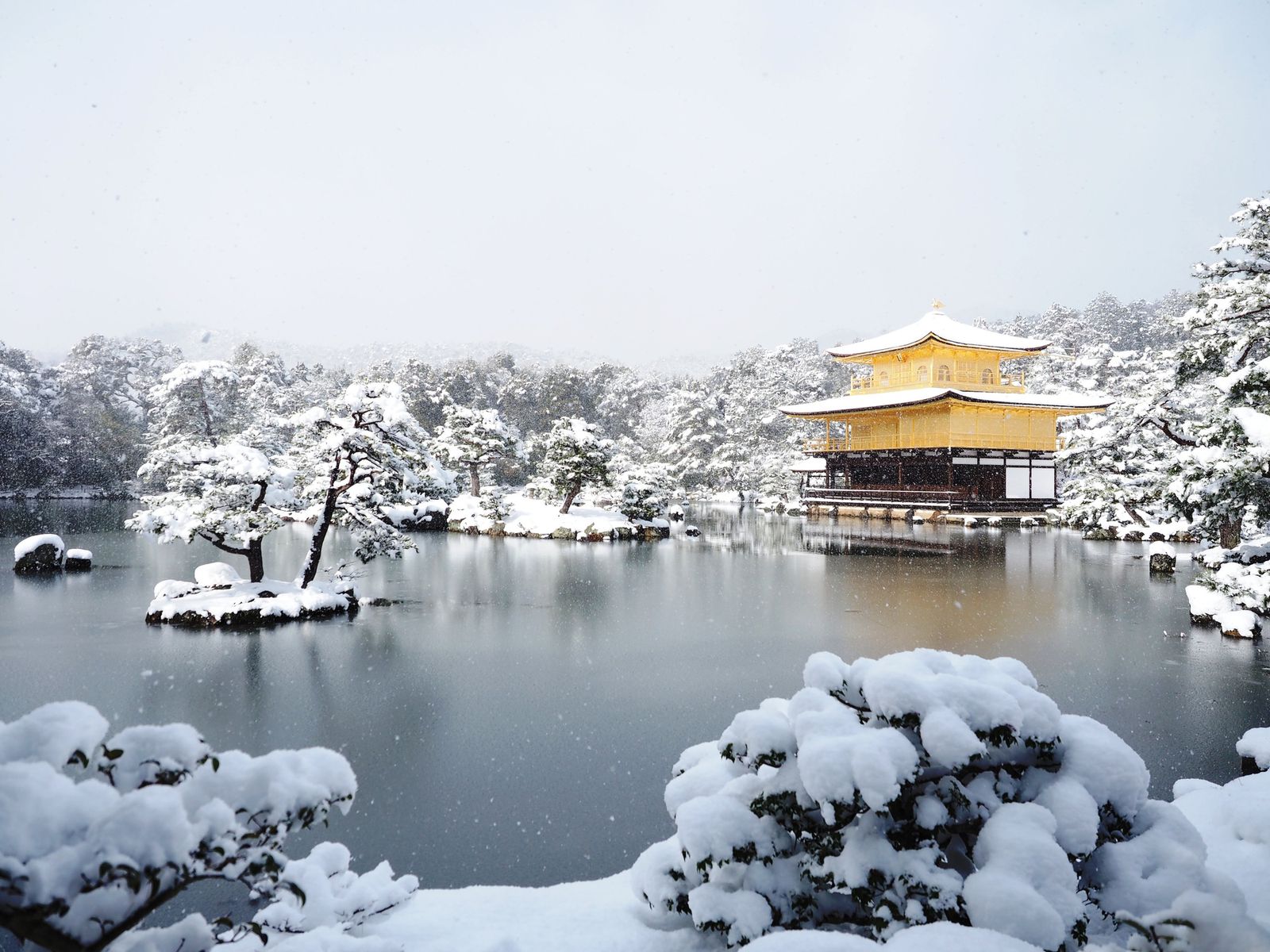 3枚目の画像 雪降る日に現れる絶景 雪残る数日期間限定 冬の絶景9選 西日本編 Retrip リトリップ 3枚目の画像 雪降る日に現れる絶景 雪残る数日期間限定 冬の絶景9選 西日本編 Retrip リトリップ