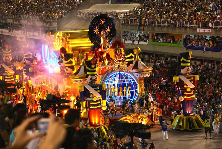 終了 1度は行ってみたい世界的なお祭り ブラジル リオのカーニバル をまとめてみた Retrip リトリップ