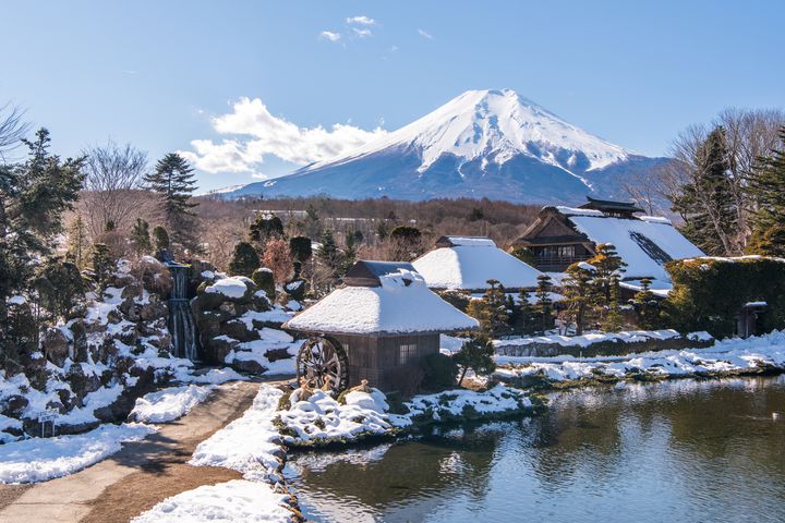 季節はもう2回目の冬。日本の“出会ってから一年以上の恋人”と見たい冬の絶景9選