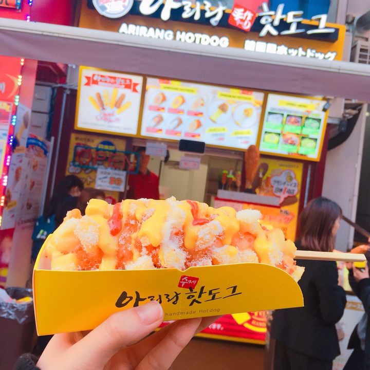 チーズ好きにはたまらない！韓国で話題の「米ハットグ」が日本でも食べられる