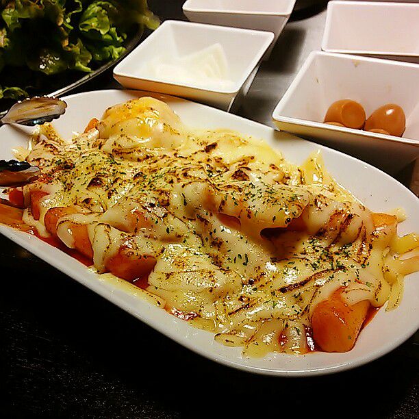 チーズ好きにはたまらない 韓国で話題の 米ハットグ が日本でも食べられる Retrip リトリップ