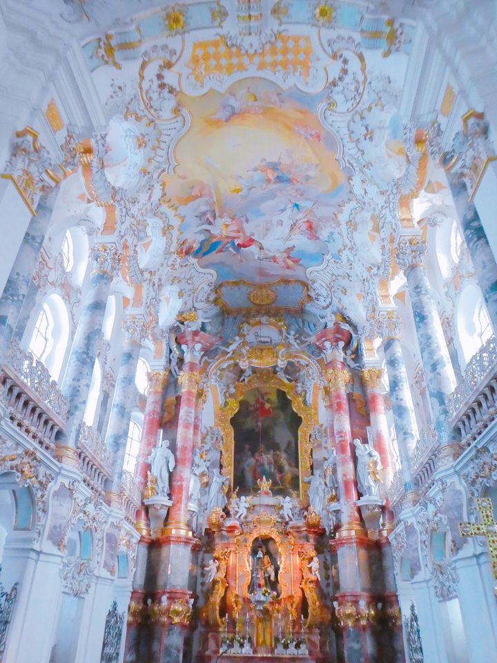 圧倒的絶景！ドイツの世界遺産「ヴィース巡礼教会」は息をのむほど