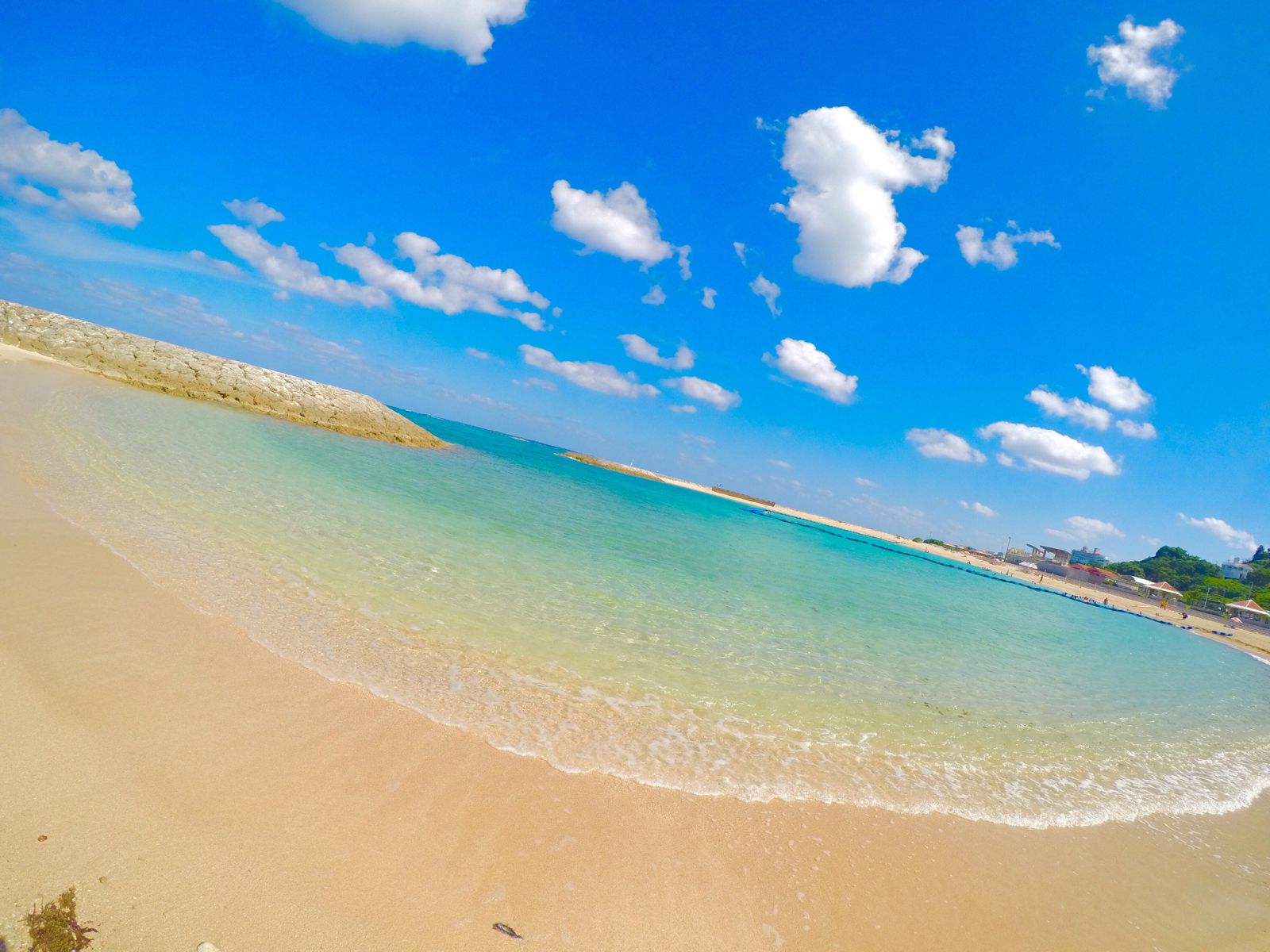 沖縄の海はやっぱり美しい 南国気分を味わえる 沖縄の極上ビーチ 20選 Retrip リトリップ