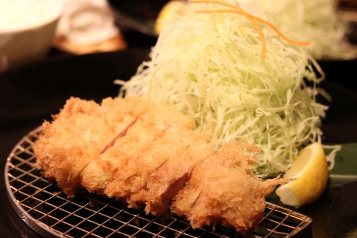 飯テロの犯人はこれ 見るだけでよだれが垂れる 東京都内のとんかつ屋まとめ Retrip リトリップ