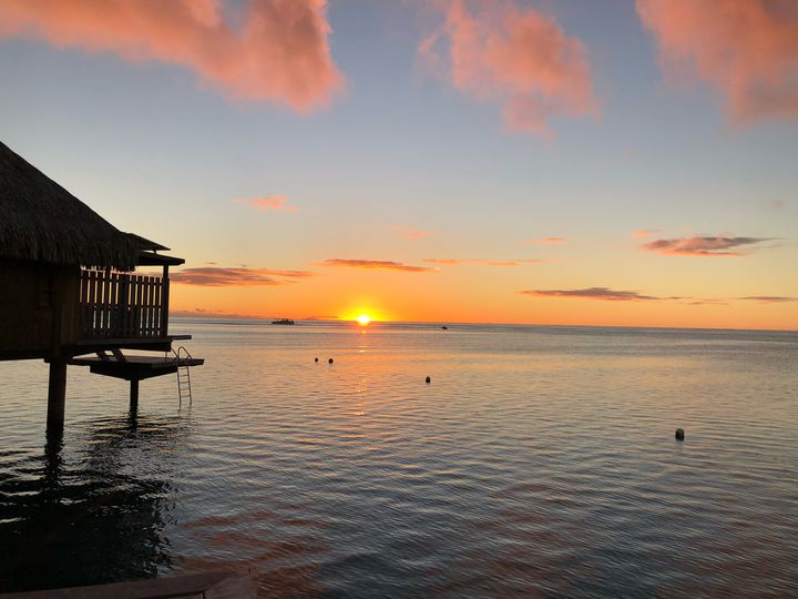 知ったら絶対に行きたくなる憧れのリゾート ”奇跡の楽園”「タヒチ」っ