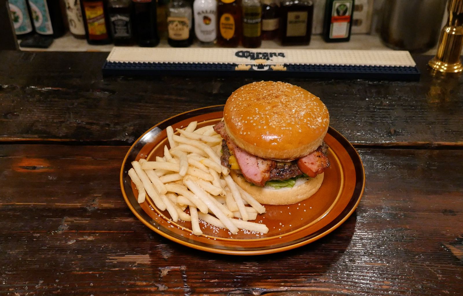 渋谷のハンバーガーならここ ウーピーゴールドバーガー が本当に美味しい Retrip リトリップ