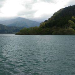 首都圏最大のダムだけが魅力じゃない 宮ヶ瀬湖 は神奈川の紅葉の名所だった Retrip リトリップ