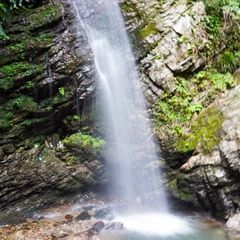 埼玉県のパワースポット 黒山三滝 の滝と紅葉に引き込まれそう Retrip リトリップ