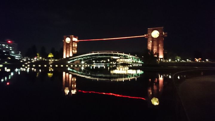 世界一美しいスタバと美しい夜景 富岩運河環水公園 Retrip リトリップ