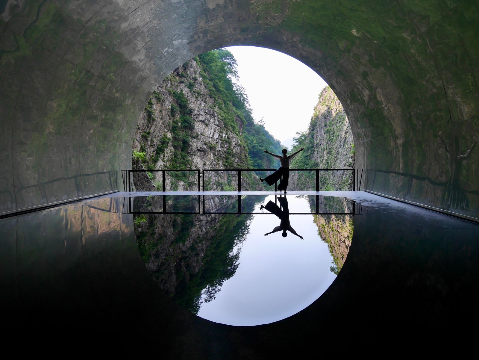 清津峡展望台