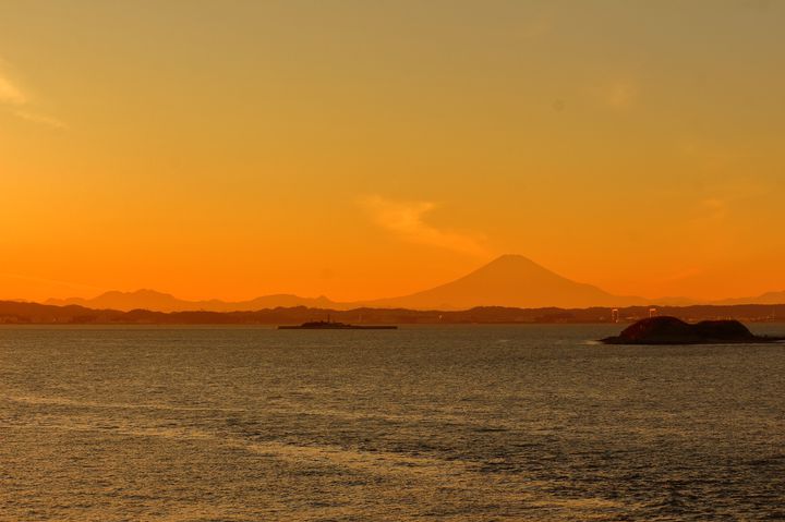 この絶景に息をのむ。千葉の景勝地「富津岬」に美しい夕日を観にいこう