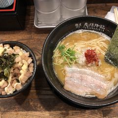 年間800杯食べるマニアが厳選 神戸の激ウマ人気ラーメンbest10 Retrip リトリップ