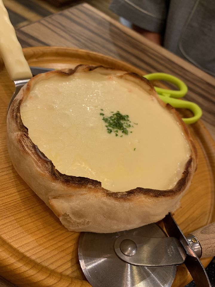 999円でチーズピザが食べ放題 チーズ好き必見の Craft Cheese Market 渋谷駅前店 とは Retrip リトリップ