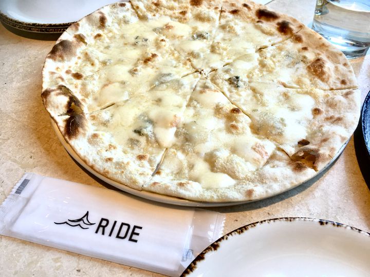 冬はやっぱり こたつ鍋 東京の こたつ で鍋を食べられるお店9選 Retrip リトリップ 冬はやっぱり こたつ鍋 東京の こたつ で鍋を食べられるお店9選 Retrip リトリップ