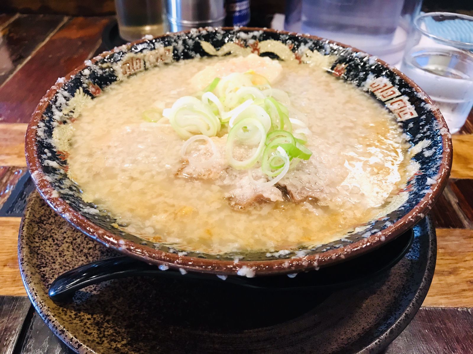 こってりを超えた！やみつきに注意な日本全国の“ドロドロラーメン”12選。 | RETRIP[リトリップ]