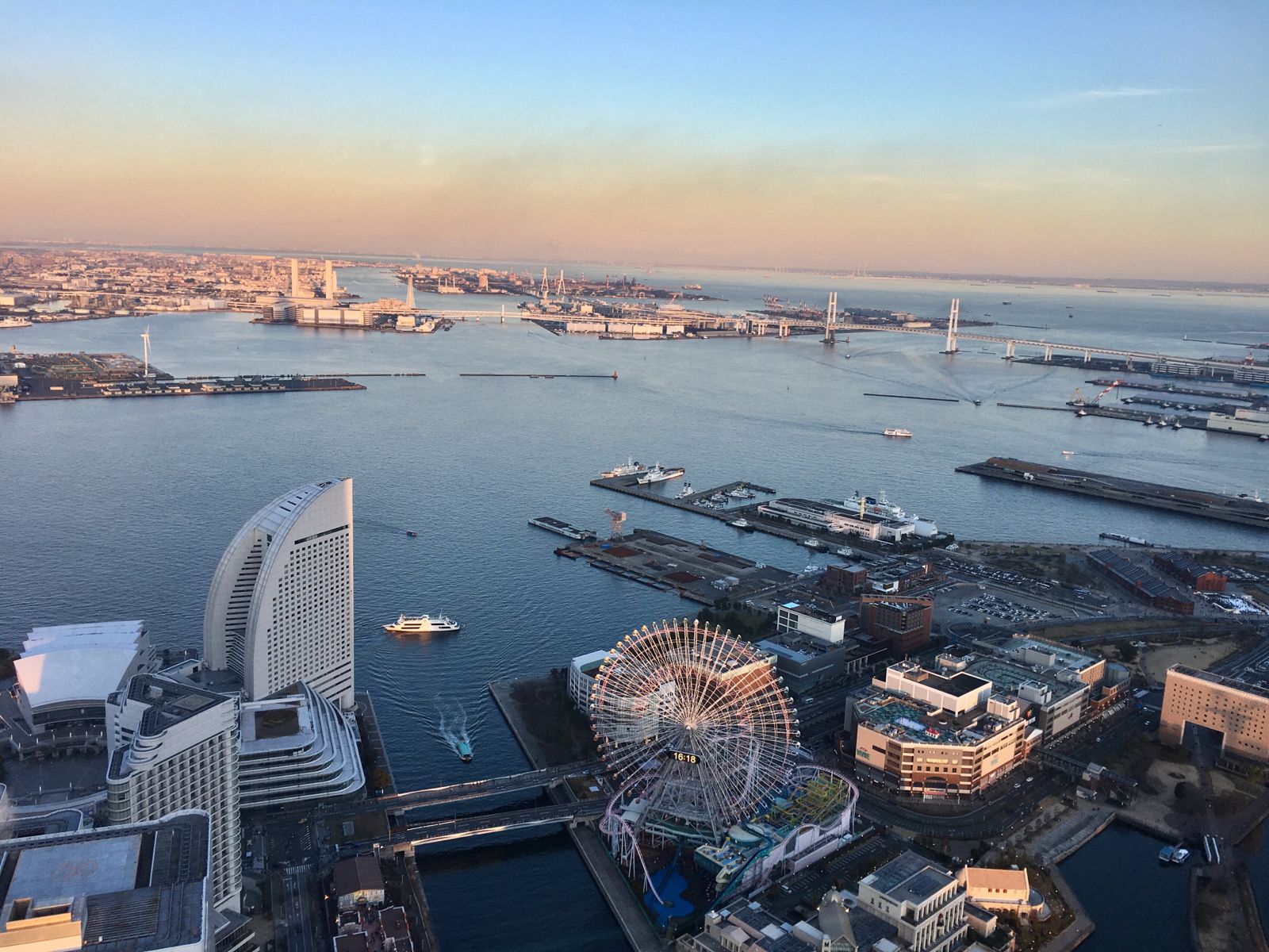 関東 大型 ショッピング モール イメージポケモンコレクション