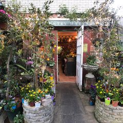 この恋を束ねて伝える 東京都内で花束がかわいいおすすめお花屋さん10選 Retrip リトリップ この恋を束ねて伝える 東京都内で花束がかわいいおすすめお花屋さん10選 Retrip リトリップ