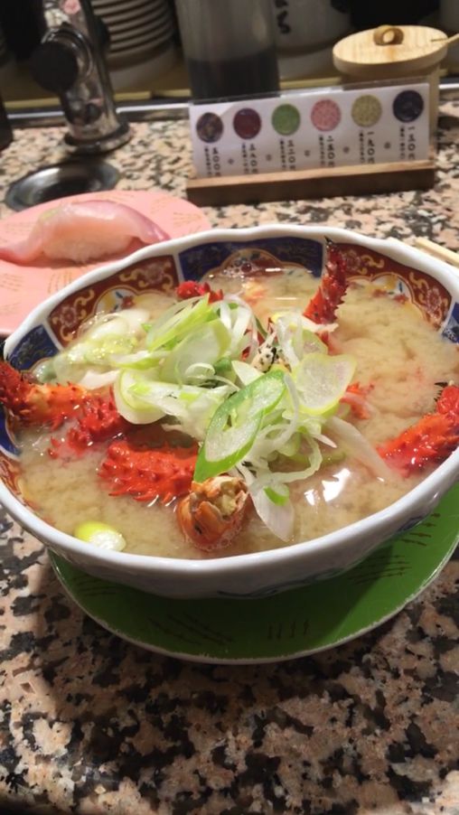 並んででも食べるべし 東京都内の行列ができる人気 回転寿司 はこの7店 Retrip リトリップ