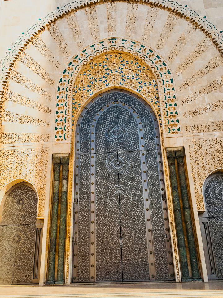 仏語『ZEVACO 』モロッコ建築41作品　機能主義と伝統アラブ建築の融合　レア 仏語『ZEVACO 』モロッコ建築41作品 機能主義と伝統アラブ建築の融合