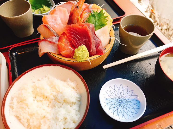 周りの目なんて気にするな！新宿周辺でガッツリ食べたい時におすすめのグルメ8選