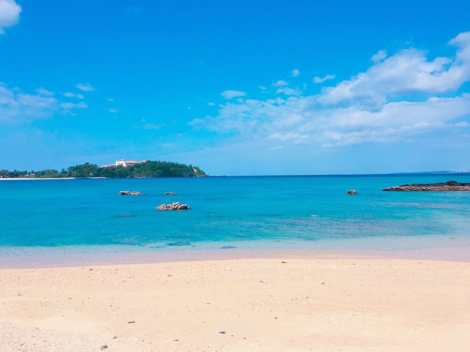 6枚目の画像 沖縄の海はやっぱり美しい 南国気分を味わえる 沖縄の極上ビーチ 選 Retrip リトリップ