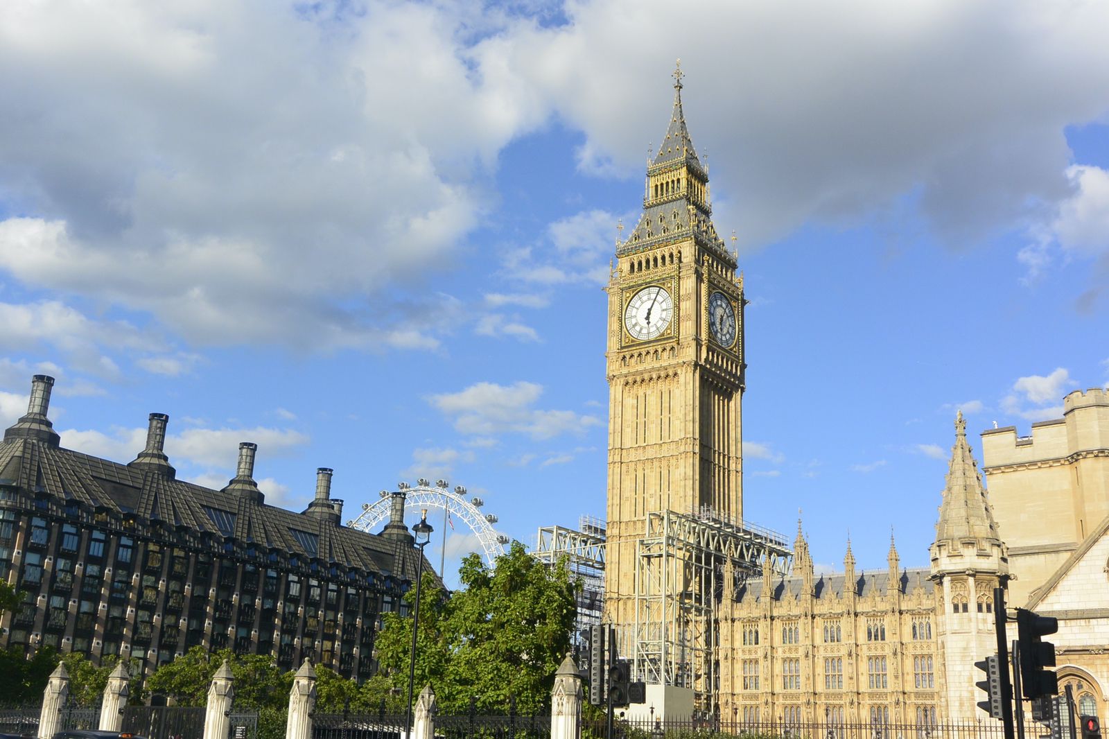 エリザベス タワー ビッグ ベン Big Ben Retrip リトリップ