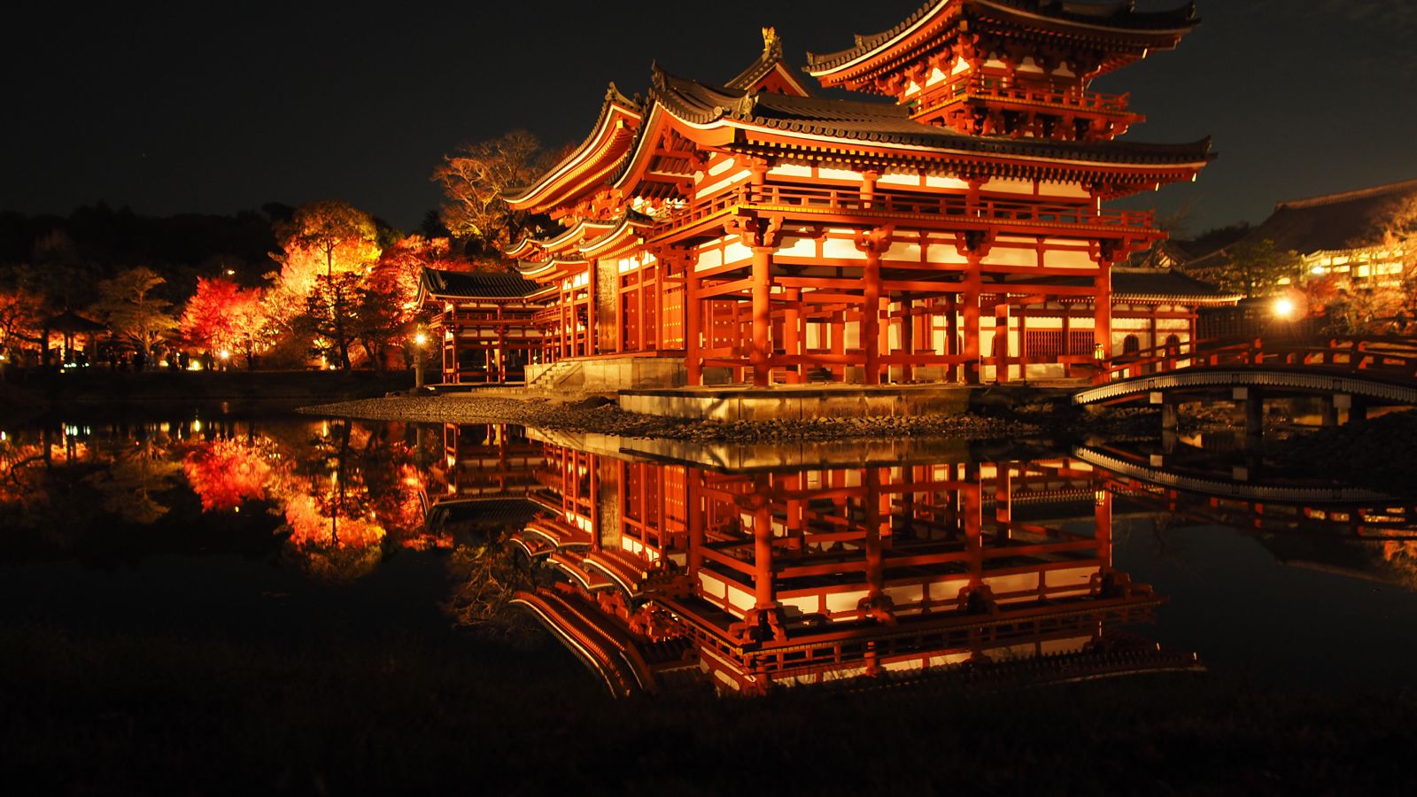 秋夜に浮かぶ古都の絶景 2019年京都紅葉ライトアップ名所まとめ Retrip リトリップ