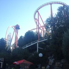 写真一覧 シックス フラッグス マジック マウンテン Six Flags Magic Mountain Retrip リトリップ