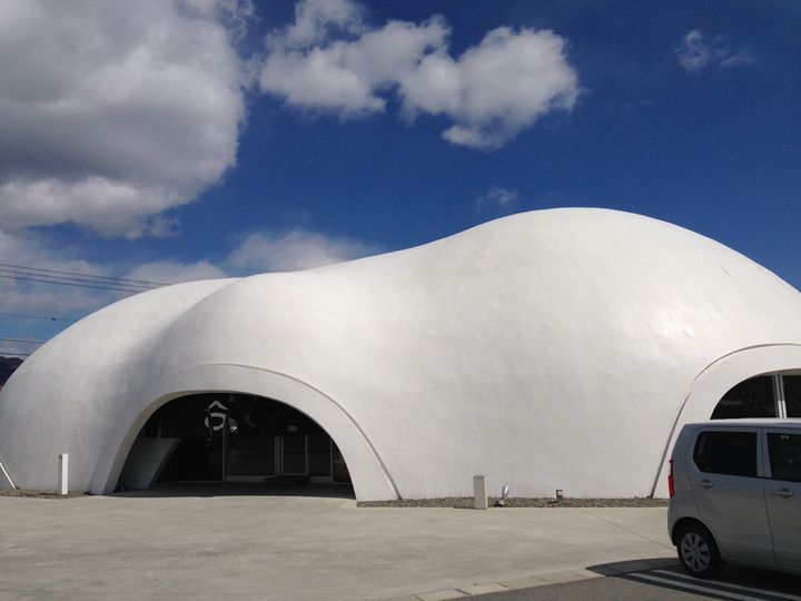 雲のような建物で。「不動ほうとう 東恋路店」で“ほうとう”を食べるのが幸せすぎる