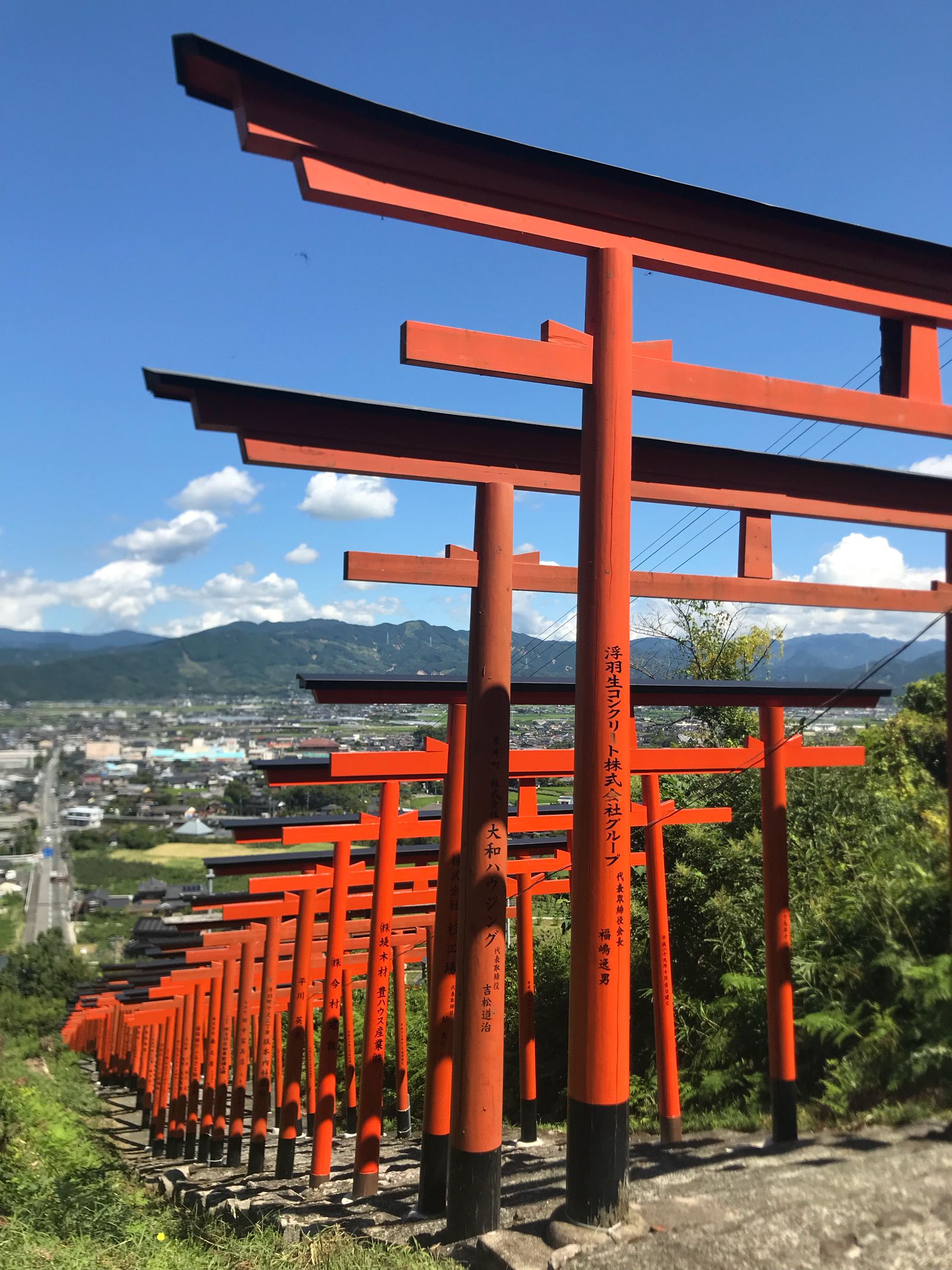 ここにもあった連なる赤の鳥居 福岡県にある 浮羽稲荷神社 とは Retrip リトリップ