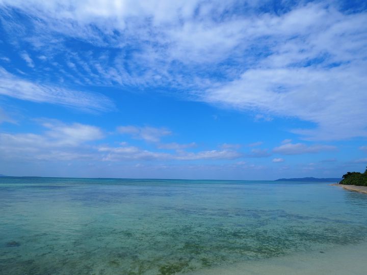青い海と空を独り占め！竹富島の“西桟橋”からの景色が絶景すぎると話題