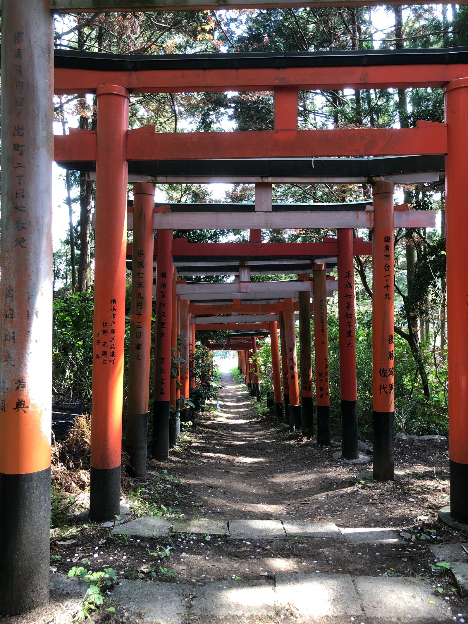 伏見白赤稲荷神社 Retrip リトリップ